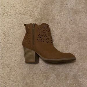 New Floral cut out boots